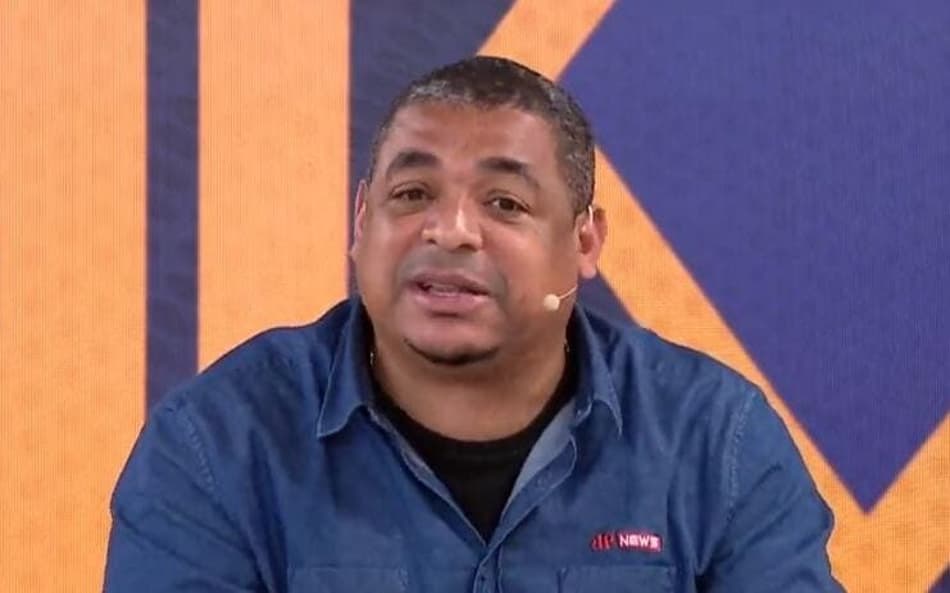 Vampeta opina sobre quem deveria ser o novo técnico do Corinthians
