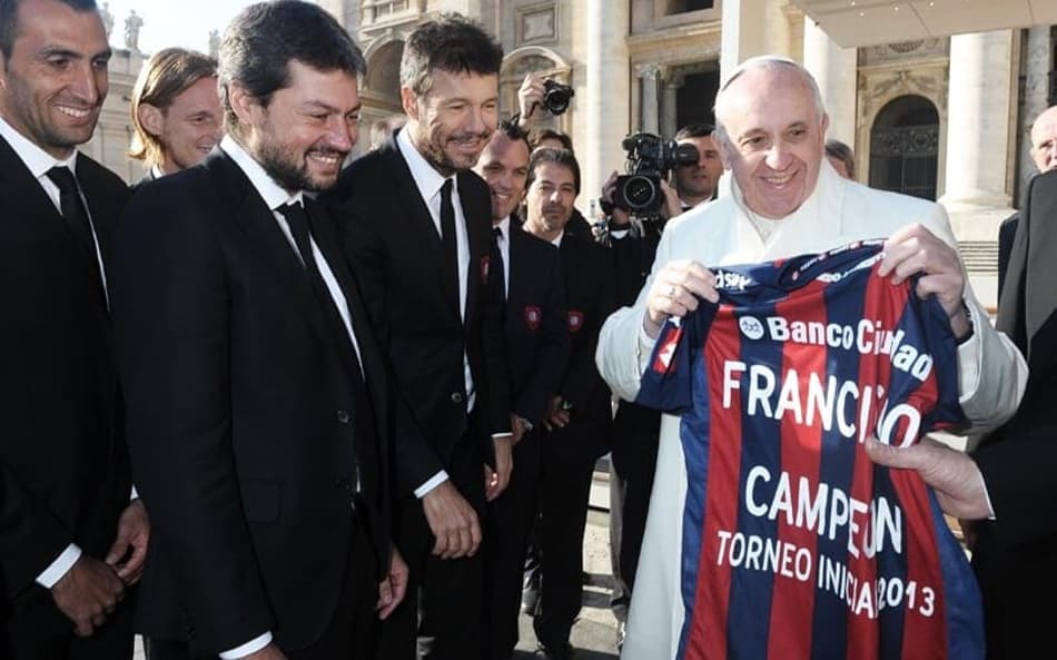 Papa Francisco supera astro de Hollywood e tinha relação íntima com San Lorenzo