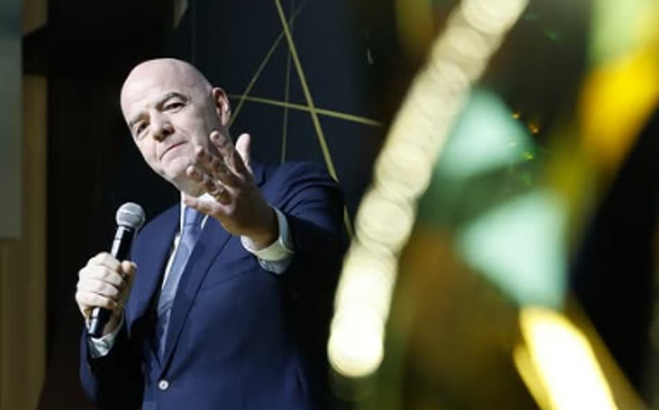 Presidente da FIFA rebate críticas ao calendário e defende o novo Mundial de Clubes