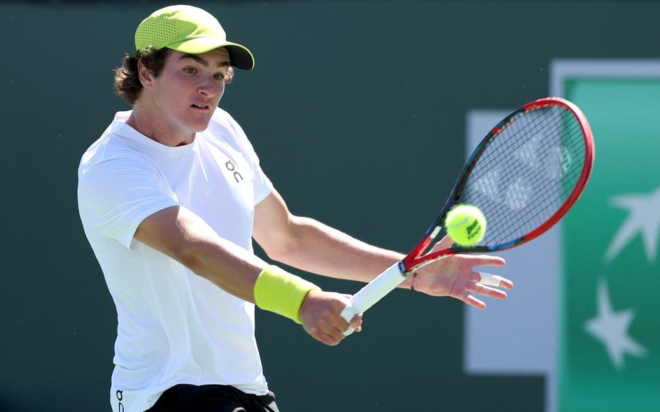 João Fonseca revela sonho de enfrentar Novak Djokovic