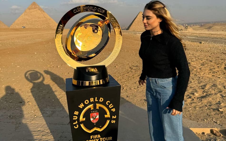 Jogadora brasileira participa do Tour do Troféu do novo Mundial de Clubes