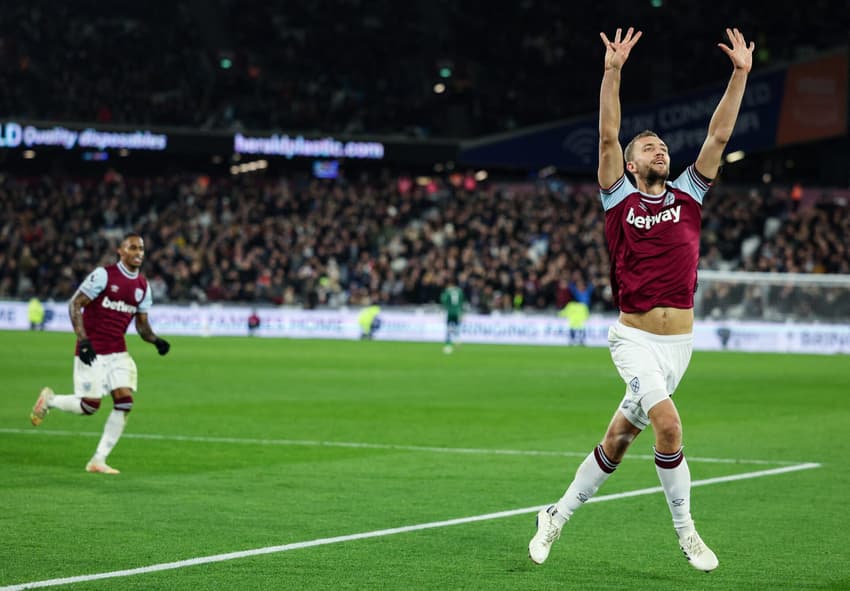 FBL-ENG-PR-WEST HAM-WOLVES