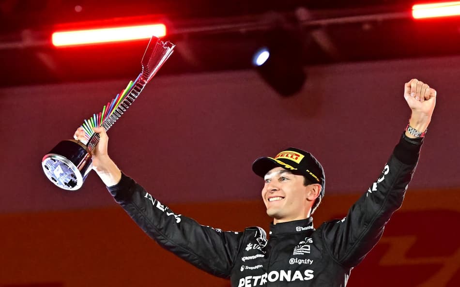 Russell celebra vitória em ‘fim de semana dos sonhos’ da Mercedes no GP de Las Vegas