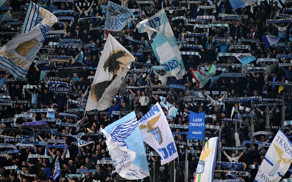 Torcedores de Lazio e Roma recebem punição inédita após briga; veja