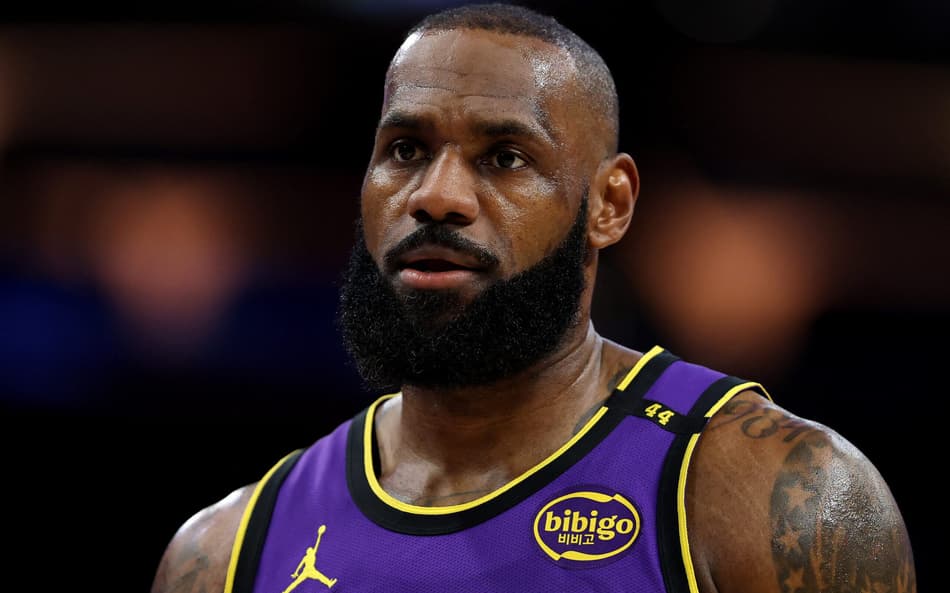 LeBron James analisa retorno de lesão às vésperas dos playoffs da NBA