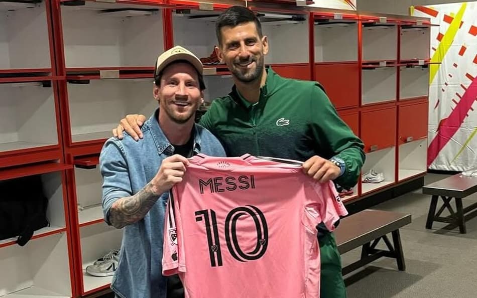 Djokovic exalta Messi e brinca sobre pressão na semifinal do Miami Open