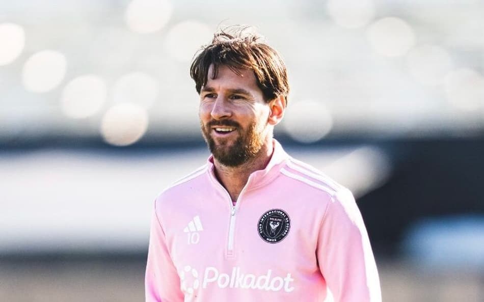 Treinador do Inter Miami confirma data para Lionel Messi retornar