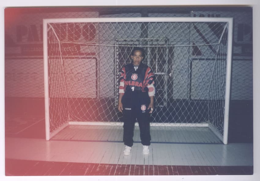 Líria Lúcia, primeira goleira do futebol feminino do Internacional, em jogo de futsal. Foto: Divulgação/Museu do Inter