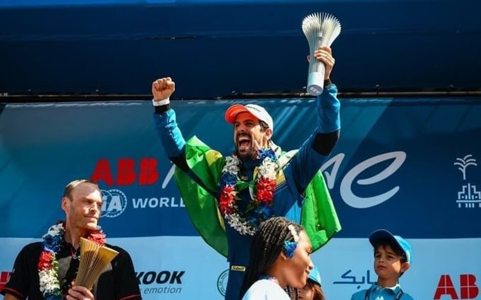 Qual é a diferença entre Fórmula 1 e Fórmula E? Di Grassi explica