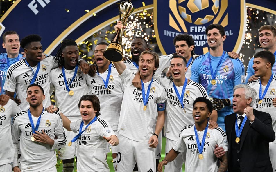 Clubes terão apenas patrocinador máster no uniforme no Super Mundial de Clubes