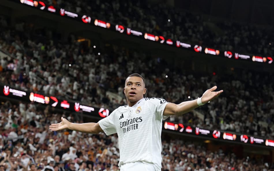 Mbappé dá forte opinião sobre a corrida pela Bola de Ouro