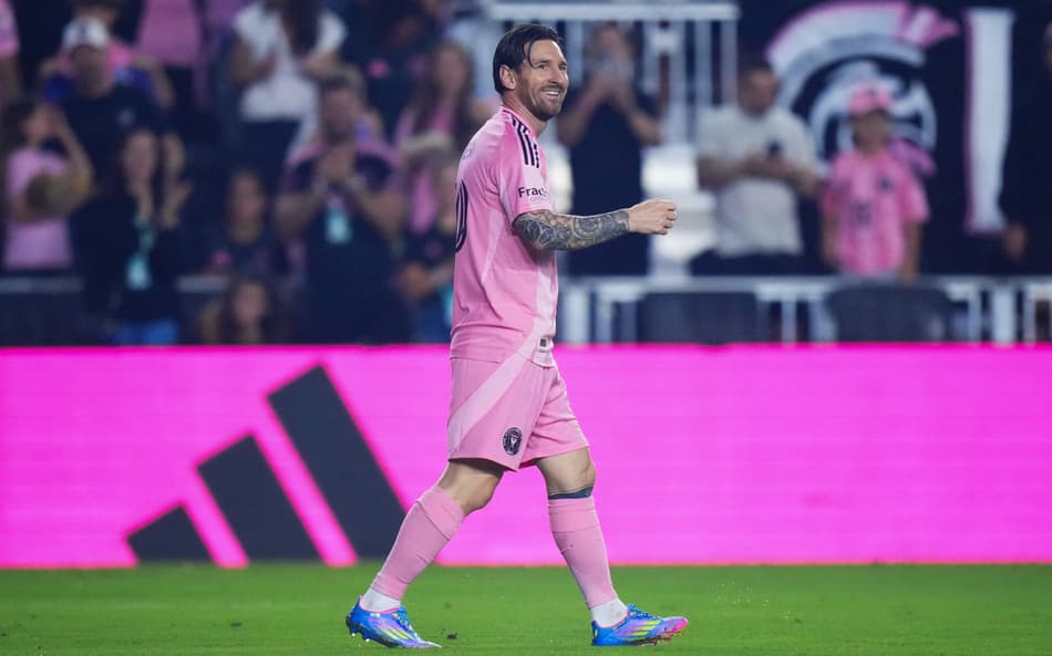 Messi faz homenagem a Djokovic, e Inter Miami vence na MLS