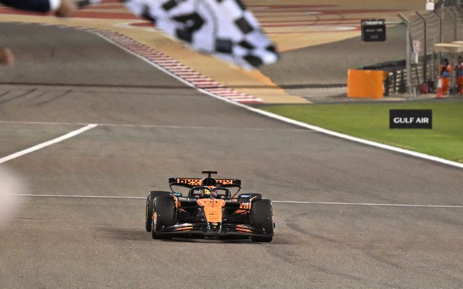 GP do Bahrein: Piastri domina e garante vitória tranquila; Bortoleto é 19º