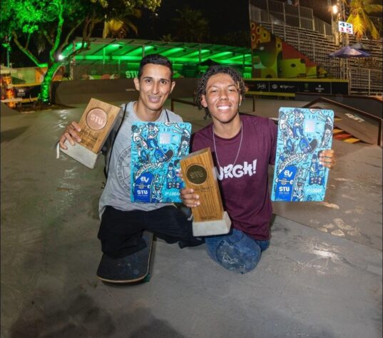 Paraskate Street Masculino- 1° Kaue Augusto (79,72 pontos)/ 2° Felipe Nunes (76,00 pontos)/ 3° David Soares (75,00 pontos) Paraskate Street Masculino- 1° Kaue Augusto (79,72 pontos)/ 2° Felipe Nunes (76,00 pontos)/ 3° David Soares (75,00 pontos)