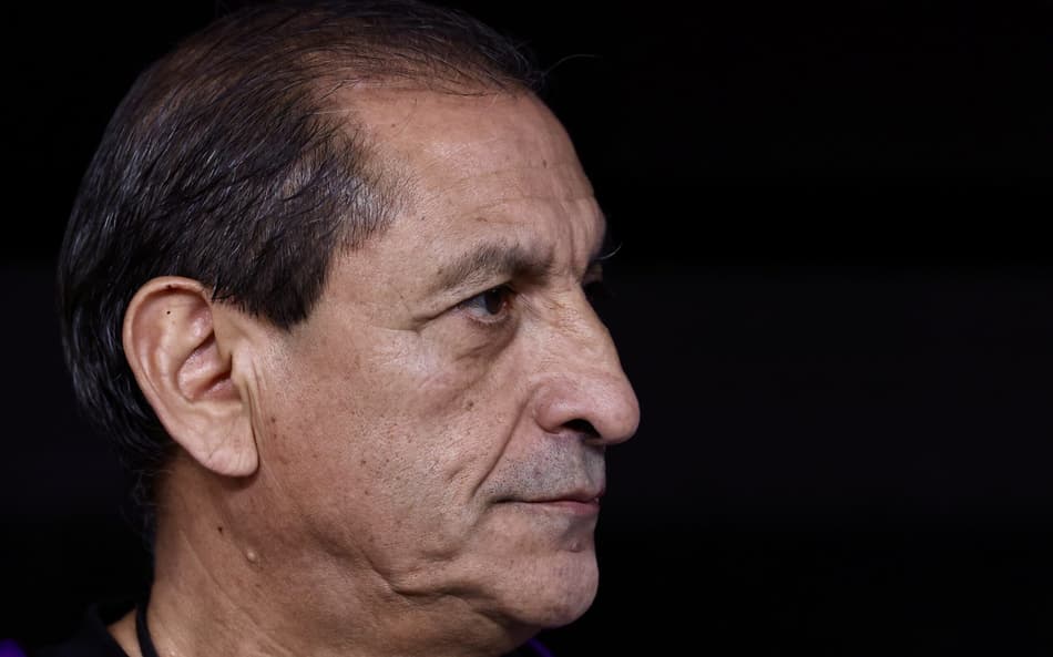 Técnico do Corinthians, Ramón Díaz é cogitado na Seleção Brasileira por jornal argentino