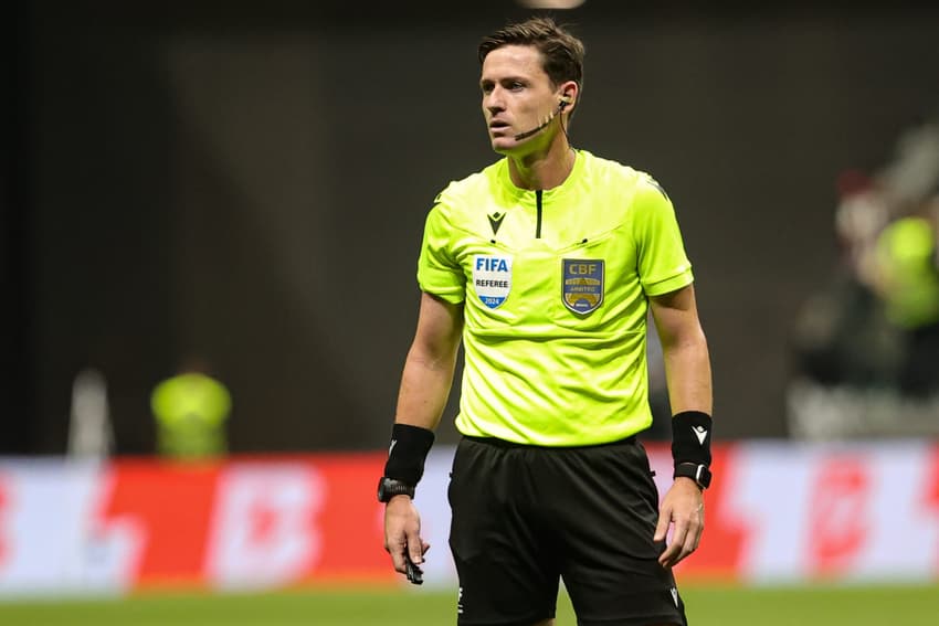 Ramon Abatti Abel vai representar arbitragem brasileira no Mundial de Clubes (Foto: Gilson Lobo/AGIF)