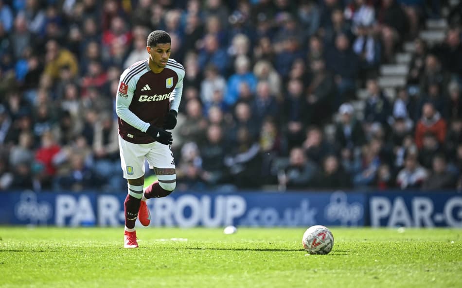 Aston Villa avança na Copa da Inglaterra com brilho de Ex-Manchester United