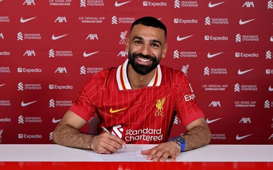 Vida longa ao Rei! Salah assina acordo de renovação com o Liverpool