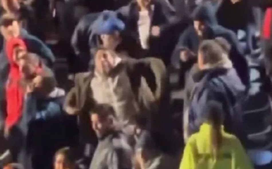 Conmebol multa San Lorenzo por gestos racistas em jogo contra o Atlético-MG