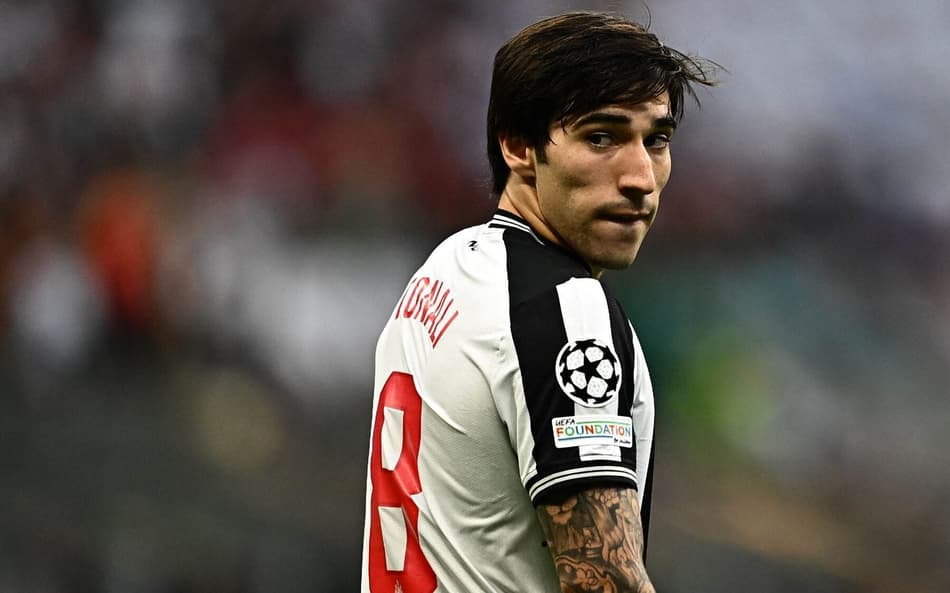 Tonali está na mira da Juventus, e ex-Vasco pode ser incluído na negociação