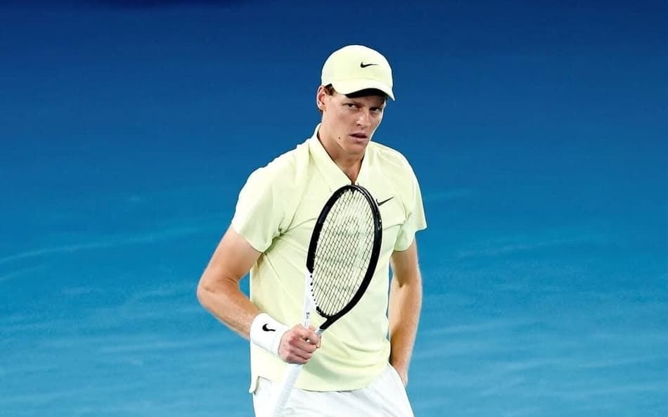 Sinner mantém embalo, vai à final e lutará pelo bi no Australian Open