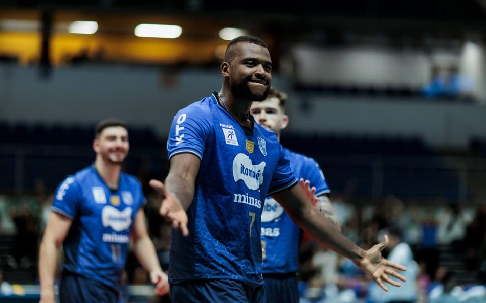 Semifinalistas da Superliga Masculina podem ser decididos neste sábado