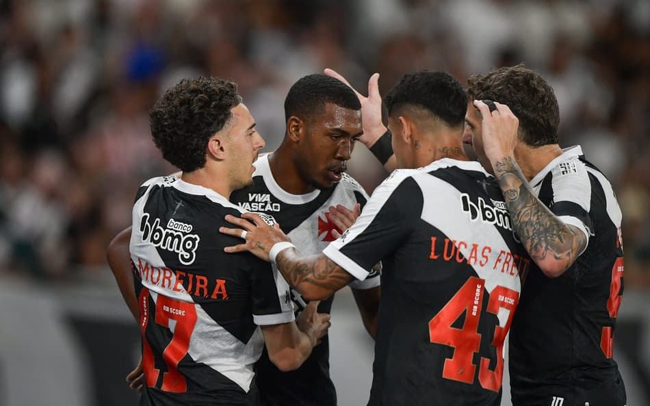 Torcedores do Vasco se derretem por jogador: ‘Titular para sempre’