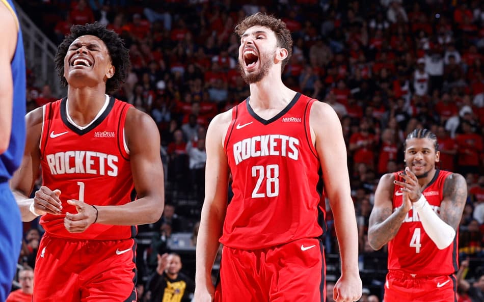 Playoffs da NBA: Celtics e Cavaliers vencem com tranquilidade, Warriors é dominado por Rockets