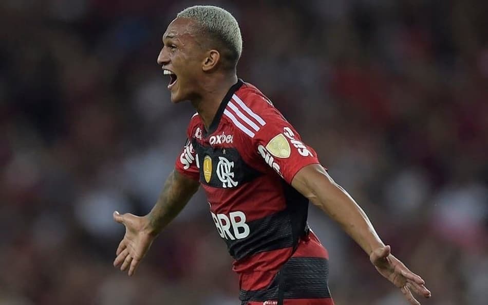 Barcelona quer atleta do Flamengo e da Seleção Brasileira para reforçar defesa