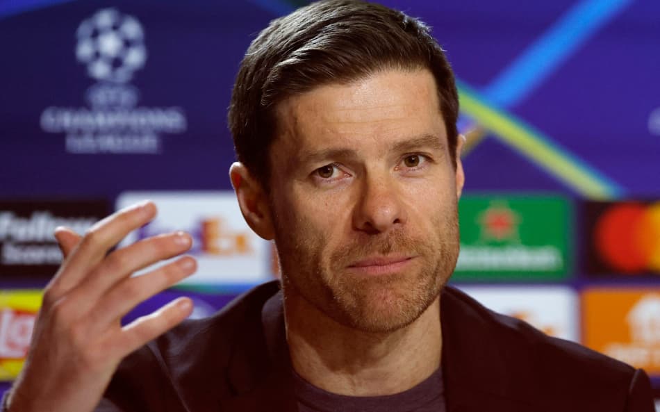 Apontado como substituto de Ancelotti, Xabi Alonso se declara ao Real Madrid