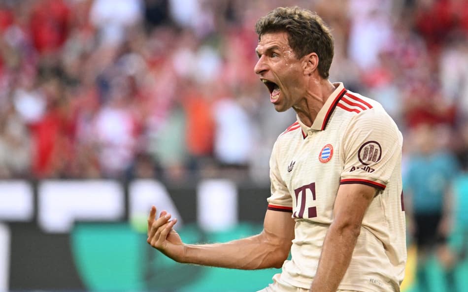 Ídolo do Bayern detona diretoria sobre caso Müller: ‘Lamentável’
