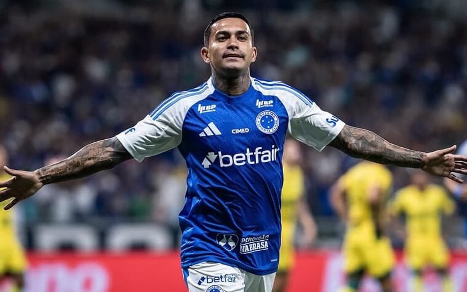 Dudu é cortado do confronto entre Cruzeiro e Vasco pelo Brasileiro