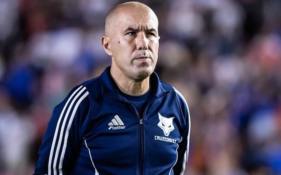 Assista à íntegra da coletiva de Jardim após vitória do Cruzeiro