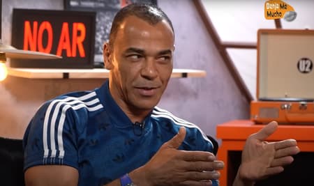 Cafú falou sobre possível comandante do Corinthians (Foto: Reprodução/ Benja Me Mucho YouTube)