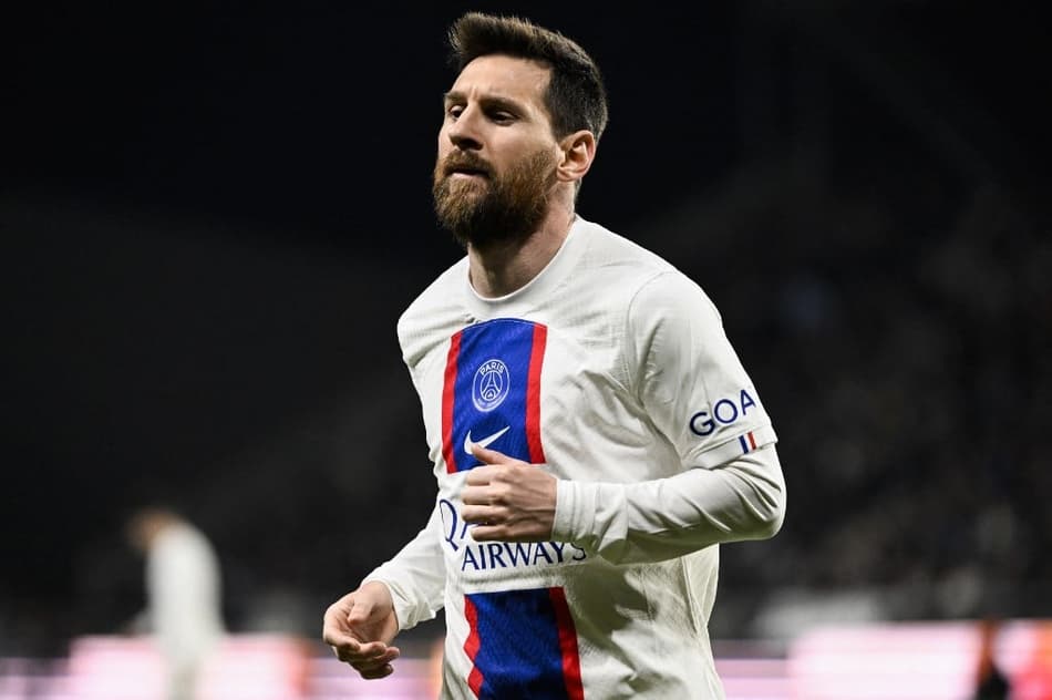 Messi revela infelicidade em temporadas pelo PSG: ‘Difícil me adaptar’