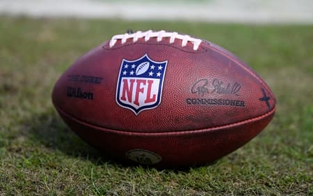 AFP__20231015__1737370579__v1__HighRes__MinnesotaVikingsVChicagoBears-scaled-aspect-ratio-512-320