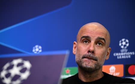 FBL-EUR-C1-MAN CITY-PRESSER
