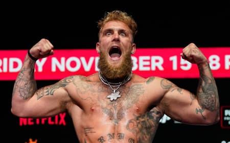 AFP__20241115__36MK4A7__v3__HighRes__TopshotBoxHeavyUsaTysonPaulWeighIn-scaled-aspect-ratio-512-320