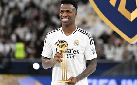 AFP__20241218__36QM3FZ__v4__HighRes__FblFifaQatRealMadridPachuca-scaled-aspect-ratio-512-320