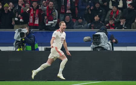 AFP__20250311__36ZU4T8__v1__HighRes__FblEurC1LeverkusenBayern-scaled-aspect-ratio-512-320