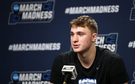 AFP__20250321__2206073881__v2__HighRes__NcaaMenSBasketballTournamentFirstSecondRound-scaled-aspect-ratio-512-320