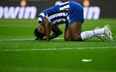AFP__20250406__39BZ7QX__v1__HighRes__FblPorLigaPortoBenfica-scaled-aspect-ratio-512-320