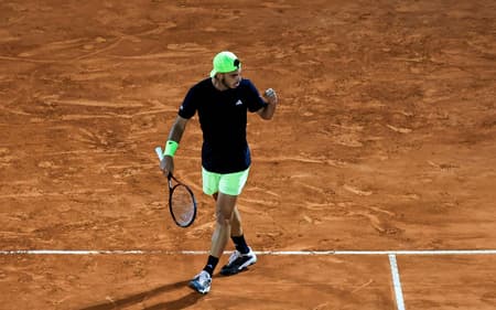 AFP__20250407__39FM3AA__v1__HighRes__TennisAtpMonteCarlo-scaled-aspect-ratio-512-320