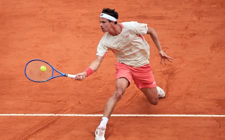 AFP__20250409__39NA3FX__v1__HighRes__TennisAtpMonteCarlo-scaled-aspect-ratio-512-320