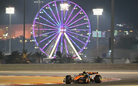 AFP__20250411__422K6HV__v1__HighRes__AutoPrixF1BahrainPractice-scaled-aspect-ratio-512-320