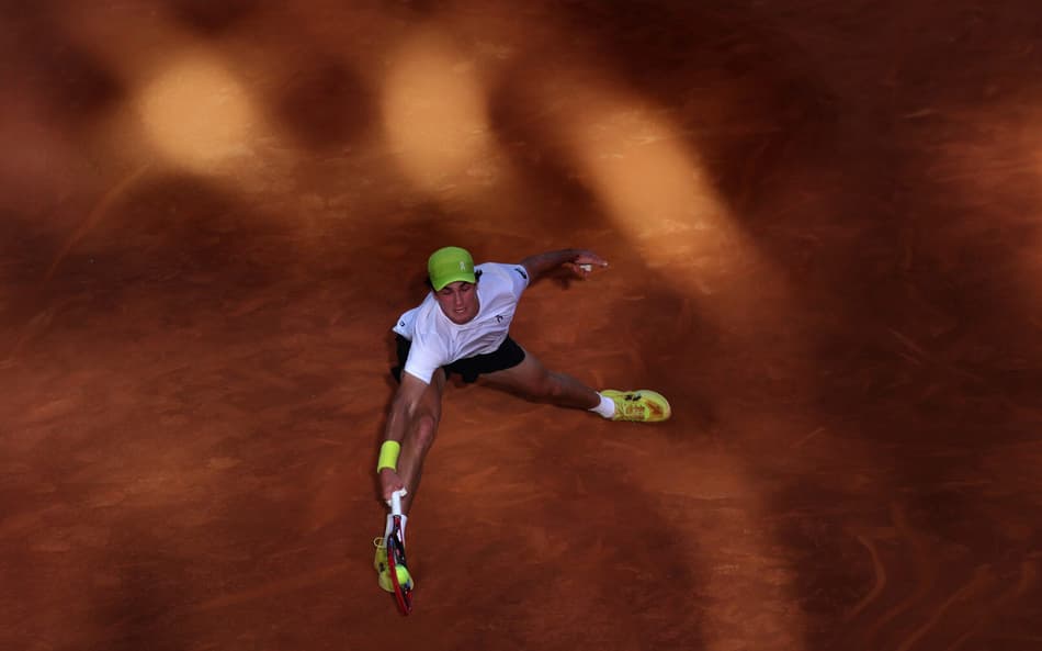 Brasileiros lamentam derrota de João Fonseca no Masters 1000 de Madrid