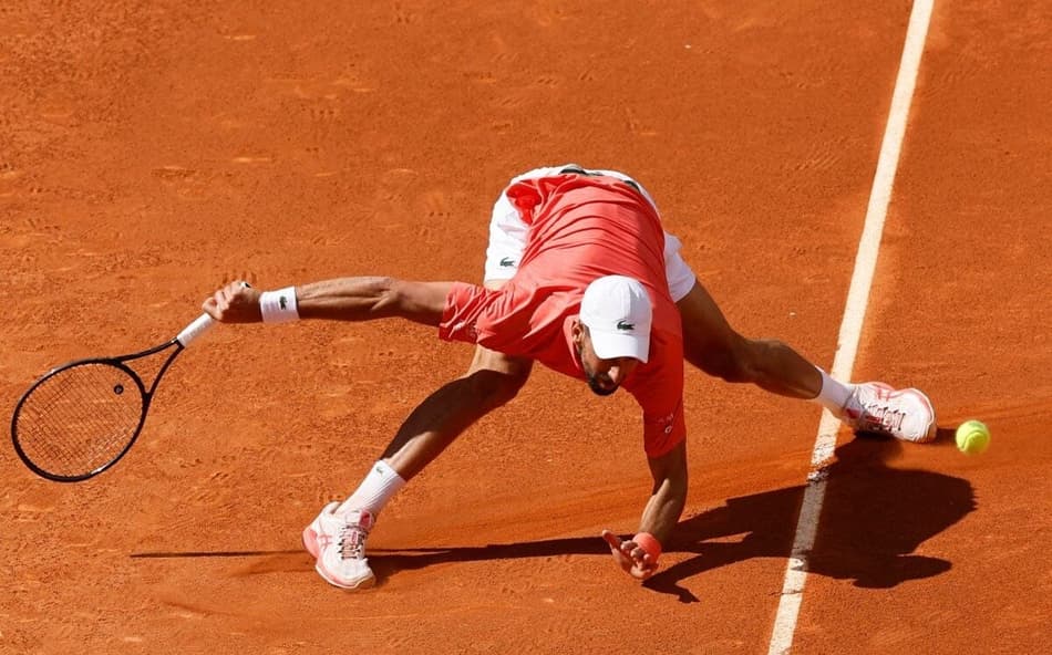 Após a terceira derrota seguida, Djokovic lamenta ‘nova realidade’