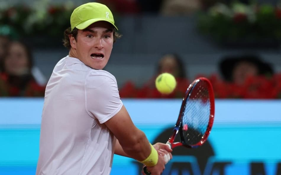 AFP__20250426__43LZ2YH__v1__Preview__TennisAtpEspMadridOpen-1-aspect-ratio-512-320