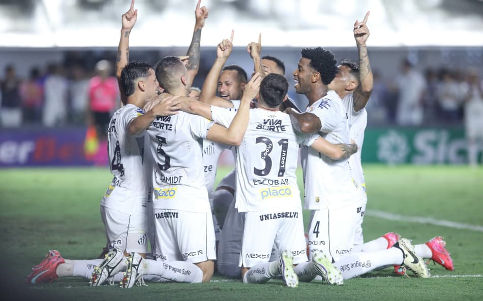 Santos busca quebrar tabu contra o Bragantino no Brasileirão