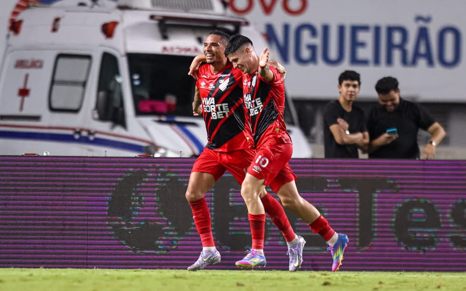 Athletico vence o Paysandu fora de casa na estreia na Série B